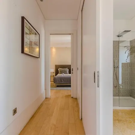 Spacious In Alfama With A Great View Apartamento Lisboa